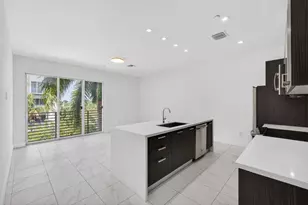 1044 NE 18th Ave, Fort Lauderdale, FL 33304 - Photo 4