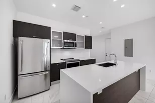1044 NE 18th Ave, Fort Lauderdale, FL 33304 - Photo 14