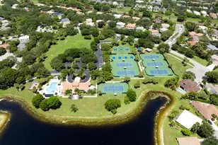 573 Cocoplum Dr Dr E, Jupiter, FL 33458 - Photo 42