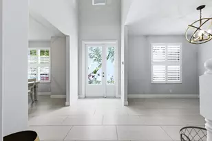 573 Cocoplum Dr Dr E, Jupiter, FL 33458 - Photo 2