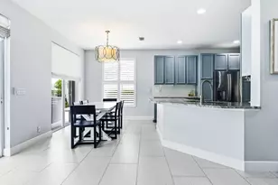 573 Cocoplum Dr Dr E, Jupiter, FL 33458 - Photo 8