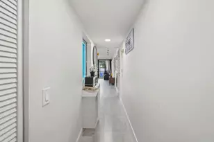 8421 Forest Hills Dr, Coral Springs, FL 33065 - Photo 16