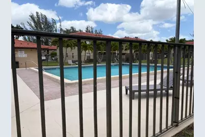 21906 Lake Forest Circle, Boca Raton, FL 33433 - Photo 10