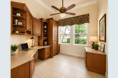 974 Mill Creek Drive, Palm Beach Gardens, FL 33410 - Photo 6