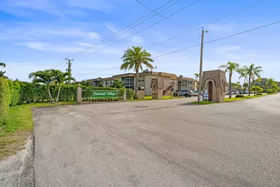 752 Lori Drive #219, Palm Springs, FL 33461 - Photo 32