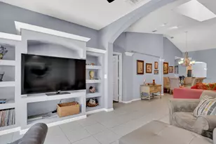 9531 Crescent View Dr N, Boynton Beach, FL 33437 - Photo 22