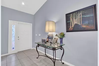 9531 Crescent View Drive N, Boynton Beach, FL 33437 - Photo 4