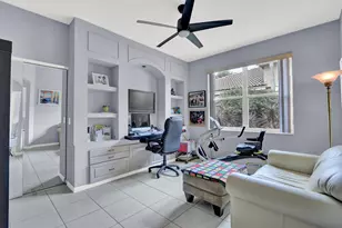 9531 Crescent View Dr N, Boynton Beach, FL 33437 - Photo 28