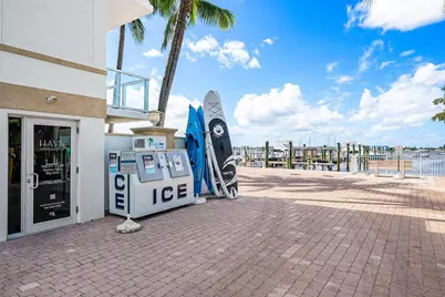 182 Lake Drive #5-101, Palm Beach Shores, FL 33404 - Photo 32