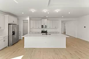 10032 SW Carnelian St, Port Saint Lucie, FL 34987 - Photo 10