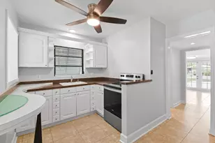 214 Seville Rd, West Palm Beach, FL 33405 - Photo 12