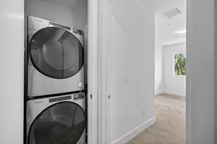 1044 NE 18th Ave, Fort Lauderdale, FL 33304 - Photo 32