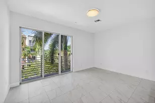1044 NE 18th Ave, Fort Lauderdale, FL 33304 - Photo 4