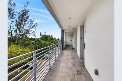 1044 NE 18th Avenue #203, Fort Lauderdale, FL 33304 - Photo 8