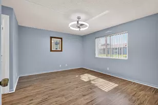 7770 Tahiti Ln, Lake Worth, FL 33467 - Photo 22