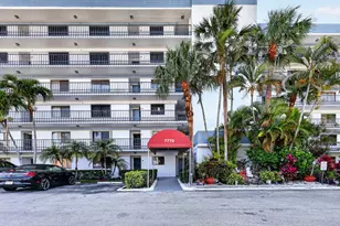 7770 Tahiti Ln, Lake Worth, FL 33467 - Photo 2