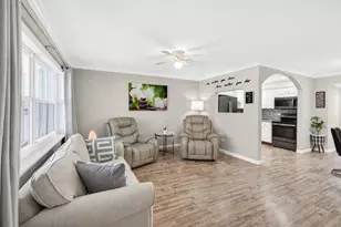111 Shore Ct, North Palm Beach, FL 33408 - Photo 4