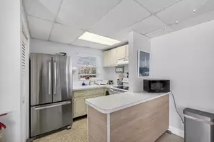 111 Shore Ct, North Palm Beach, FL 33408 - Photo 36