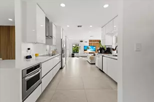 1049 W Palmetto Park Rd, Boca Raton, FL 33486 - Photo 10