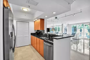 99 SE Mizner Blvd, Boca Raton, FL 33432 - Photo 12