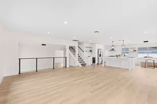 3905 Flag Dr, Palm Beach Gardens, FL 33410 - Photo 10