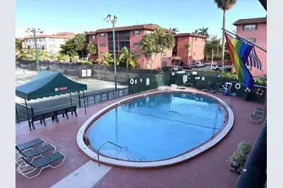 670 Tennis Club Drive #303, Fort Lauderdale, FL 33311 - Photo 20