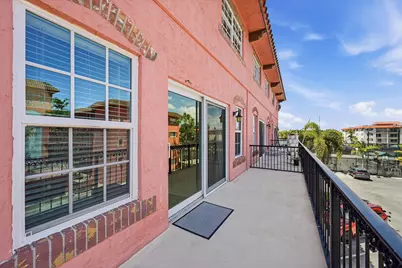 670 Tennis Club Drive #303, Fort Lauderdale, FL 33311 - Photo 12