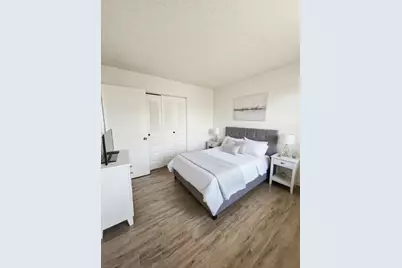 1516 SE Royal Green Circle #202, Port Saint Lucie, FL 34952 - Photo 12