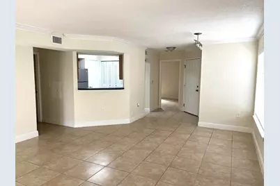 815 W Boynton Beach Boulevard #12-101, Boynton Beach, FL 33426 - Photo 8