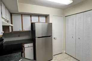 815 W Boynton Beach Blvd, Boynton Beach, FL 33426 - Photo 4