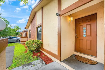 6368 NW 29th Street, Sunrise, FL 33313 - Photo 4
