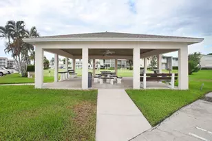 200 Horizon W, Boynton Beach, FL 33435 - Photo 22