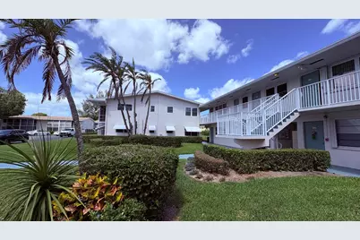 200 Horizon W #102, Boynton Beach, FL 33435 - Photo 2