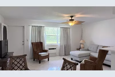 200 Horizon W #102, Boynton Beach, FL 33435 - Photo 4