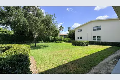 200 Horizon W #102, Boynton Beach, FL 33435 - Photo 18