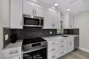 18824 Candlewick Dr, Boca Raton, FL 33496 - Photo 6