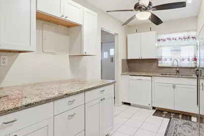 5780 Fernley Dr Drive W #102, West Palm Beach, FL 33415 - Photo 6