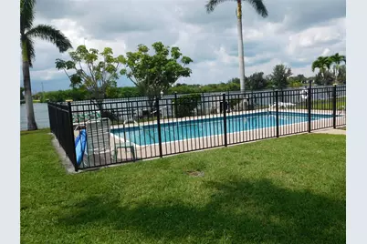 960 Crystal Lake Drive #201, Deerfield Beach, FL 33064 - Photo 6
