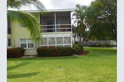 960 Crystal Lake Drive #201, Deerfield Beach, FL 33064 - Photo 4