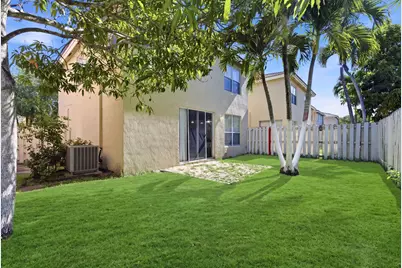 4162 Winnipeg Way, West Palm Beach, FL 33409 - Photo 16
