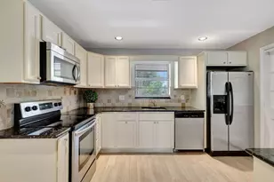 10789 N Military Trl, Palm Beach Gardens, FL 33410 - Photo 16