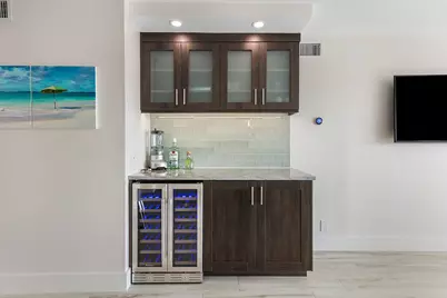 1160 Hillsboro Mile #305, Hillsboro Beach, FL 33062 - Photo 10