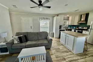 8002 SE Skylark Ave, Hobe Sound, FL 33455 - Photo 14