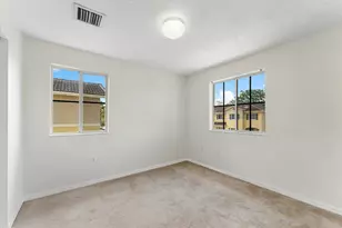 6051 SW 19th Ct, North Lauderdale, FL 33068 - Photo 22