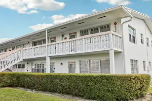 125 Oakridge J, Deerfield Beach, FL 33442 - Photo 4