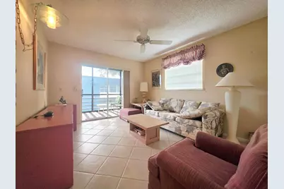 719 Flanders O, Delray Beach, FL 33484 - Photo 8
