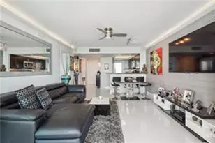 333 NE 21st Ave, Deerfield Beach, FL 33441 - Photo 8