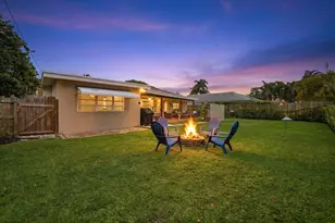 1165 SW 12th Rd, Boca Raton, FL 33486 - Photo 2
