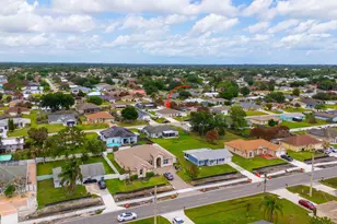 549 SW Prado Ave, Port Saint Lucie, FL 34983 - Photo 34