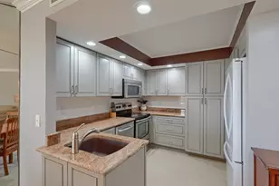 2800 N Ocean Dr, Riviera Beach, FL 33404 - Photo 6